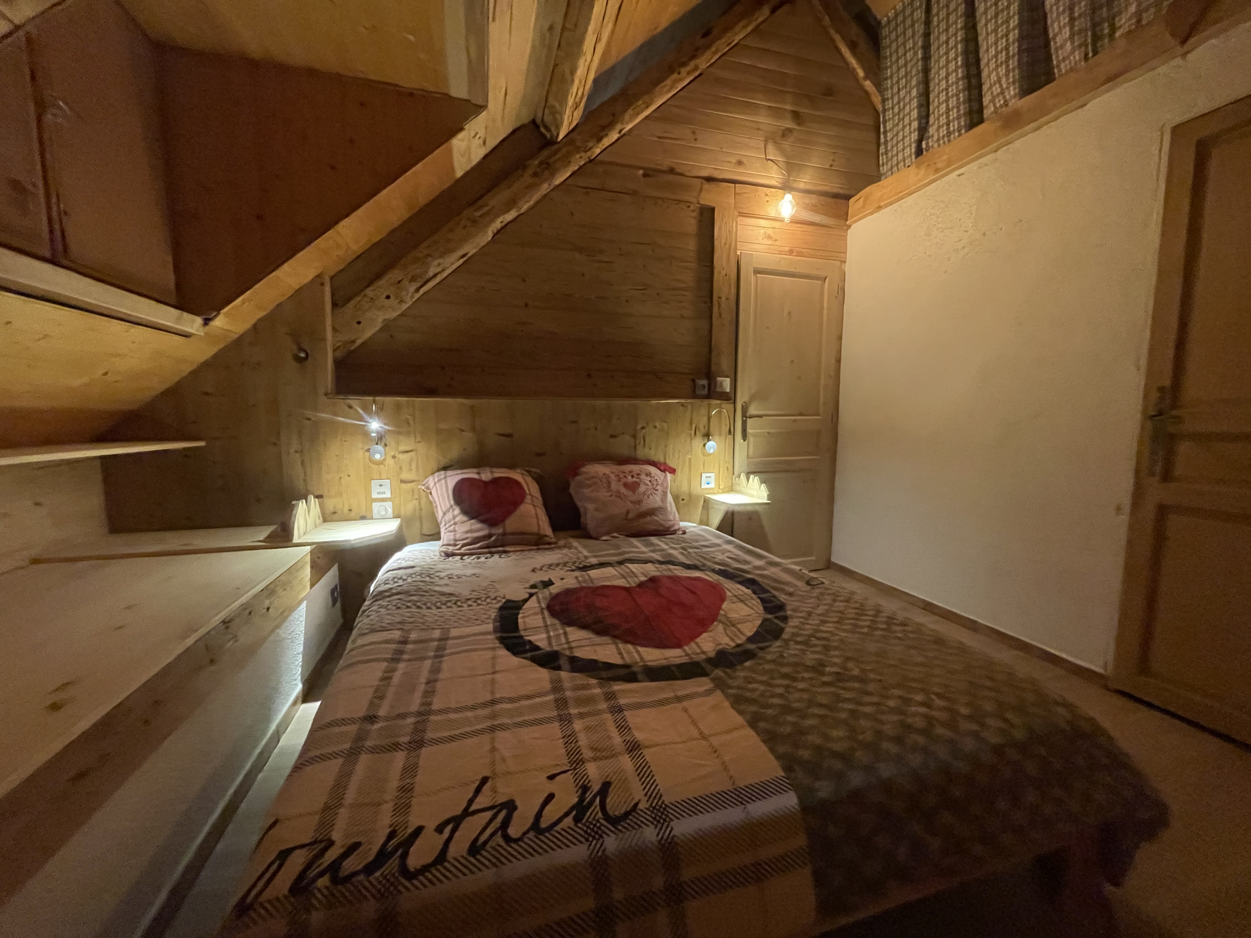 Chambre deuxième étage double 4